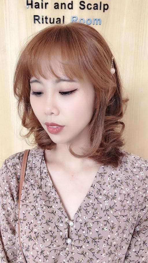 女生中長髮、女生染髮、韓式瀏海
