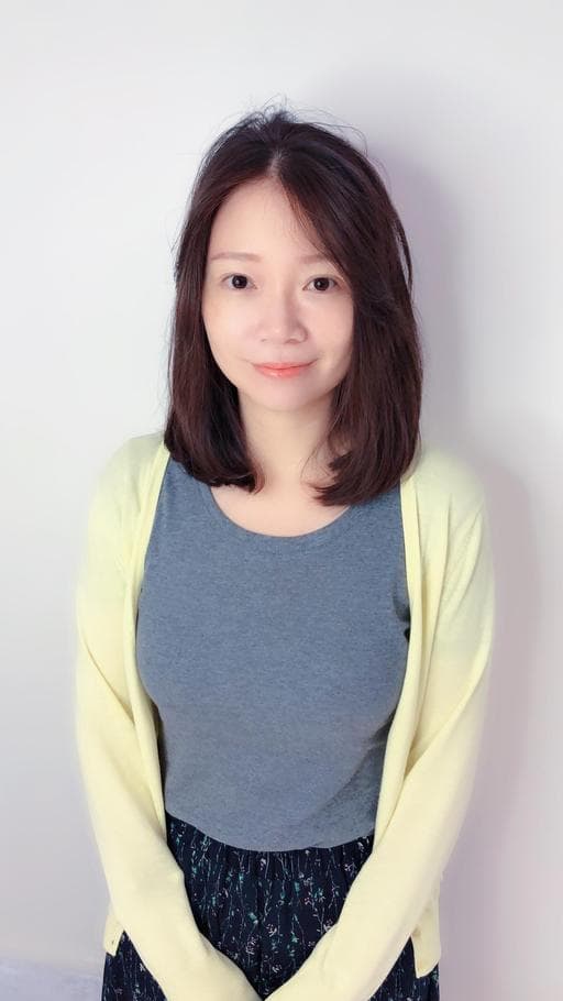 女生中長髮、女生染燙、質感溫塑