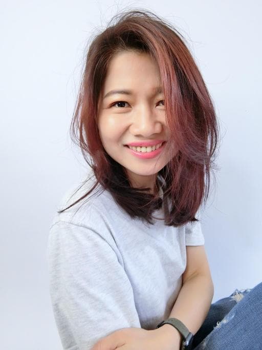 女生中長髮、染髮、霧面質感