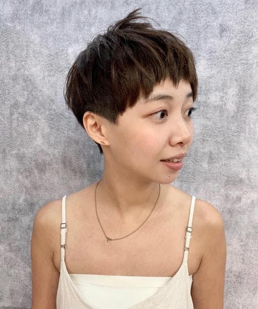女生短髮、女生染髮、不用漂髮