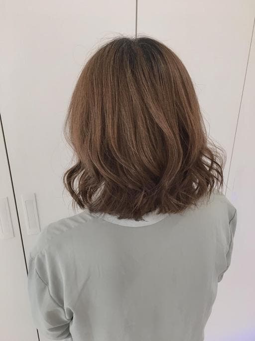 女生短髮、電棒造型、微卷