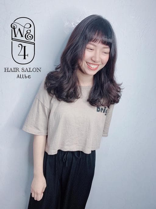 女生染燙、棕色系、灰色系