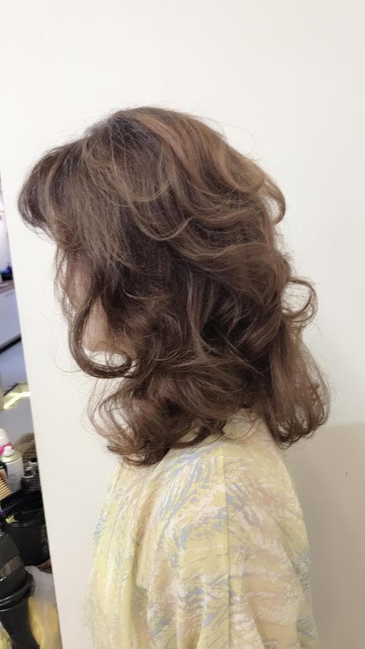 時尚媽媽、燙卷、女生中長髮