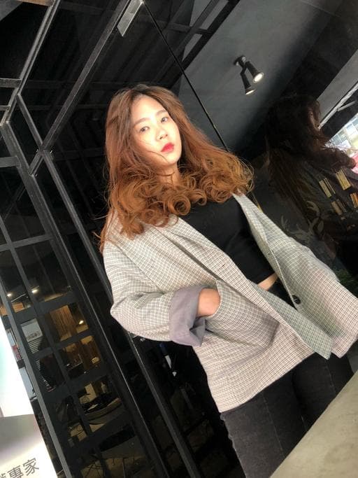女生染燙、女生燙髮、女生長髮