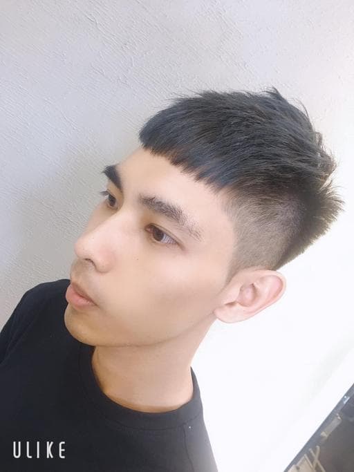 男士飛機頭、男生短髮、男生Undercut