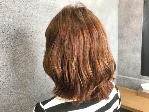女生中長髮、不用漂髮、電棒造型