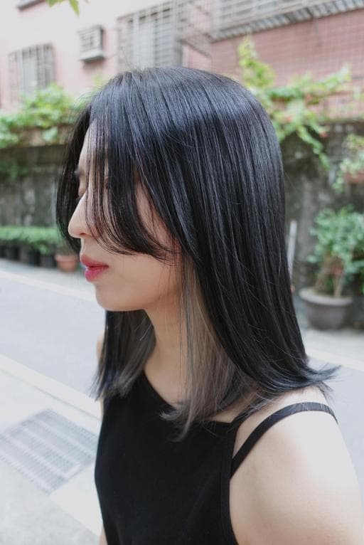 女生中長髮、特殊色、漂色