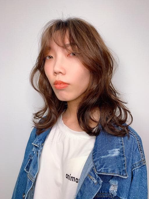 女生中長髮、女生染燙、溫塑燙