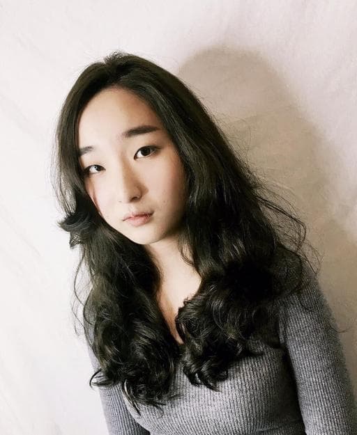 女生染燙、亞麻綠、女生長髮