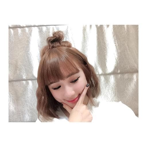 女生中長髮、電棒造型、不用漂髮