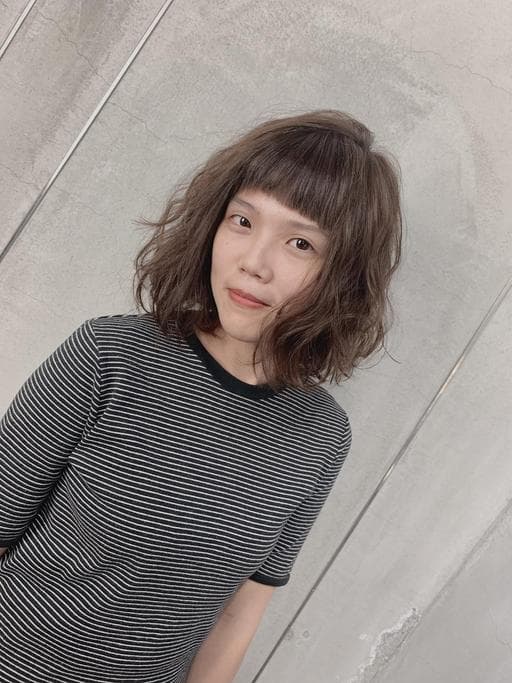 女生中長髮、鮑伯頭、女生染燙