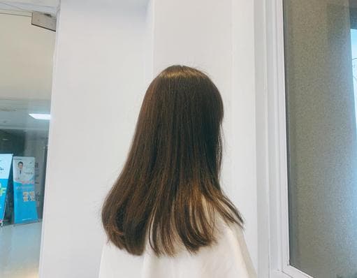 女生中長髮、女生染髮、不用漂髮