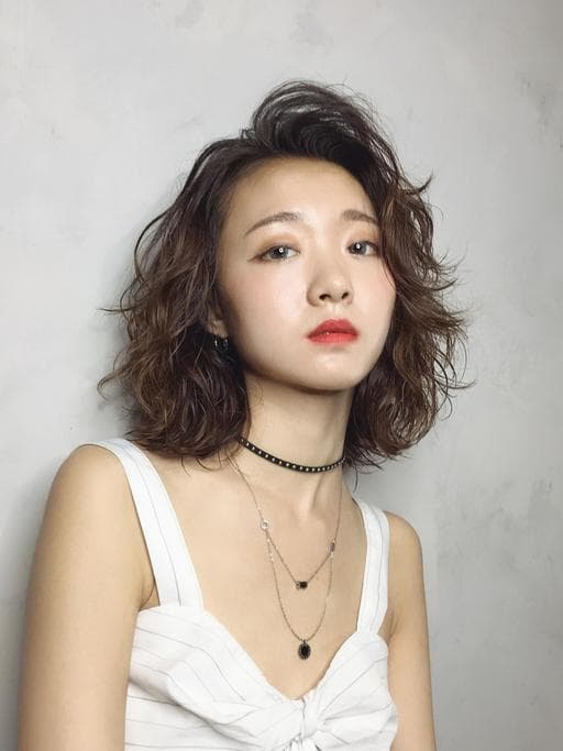 女生短髮、韓系捲度、溫塑燙
