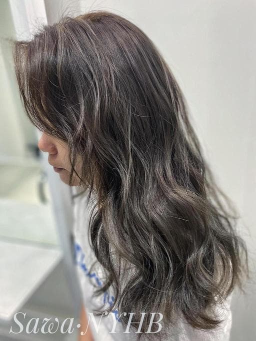 女生染燙、漂色、灰色系