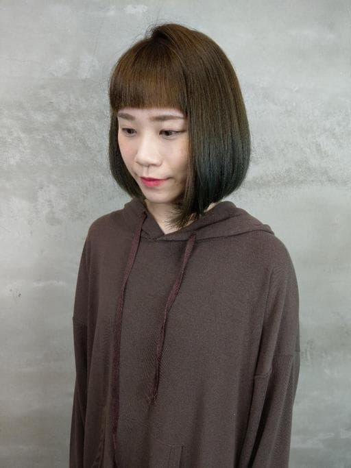 棕色系、女生短髮、漂色