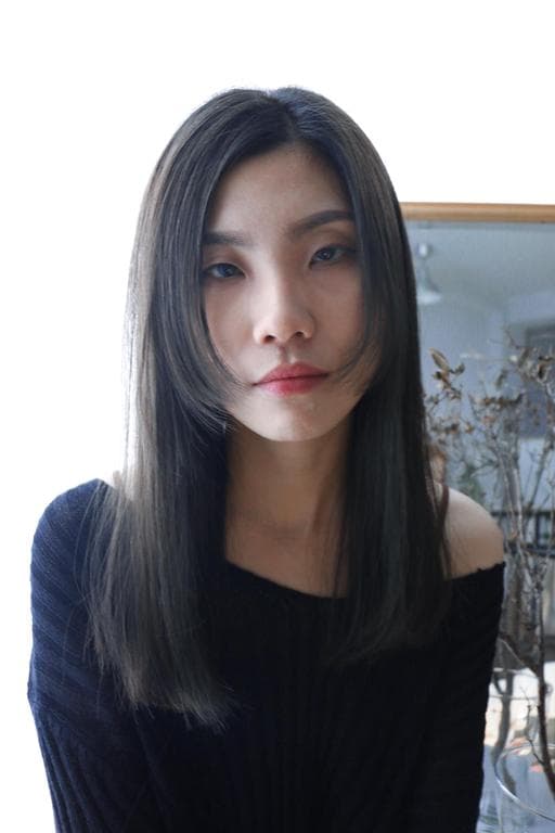 女生長髮、女生染髮、布朗尼髮色
