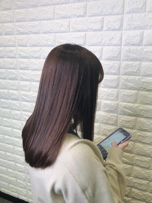 女生長髮、女生染髮、布朗尼髮色