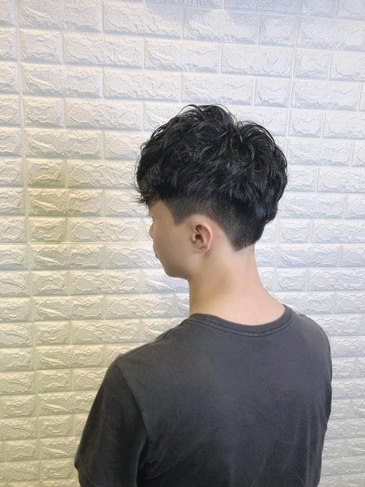 男生短髮、男生卷髮、型男必備