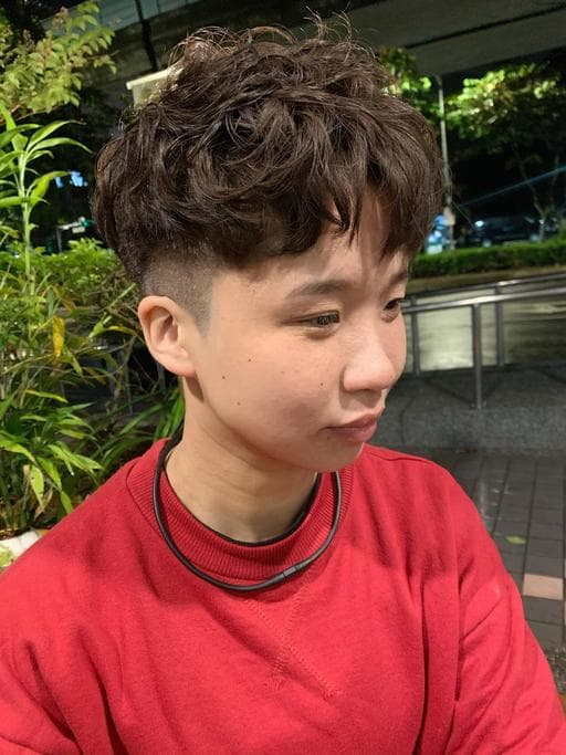 男生短髮、男生Undercut、男生卷髮