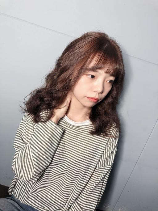女生染燙、棕色系、女生長髮