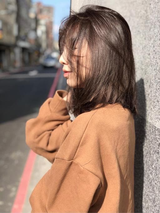 鎖骨髮、女生中長髮、特殊色