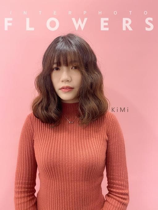 女生中長髮、短瀏海、女生燙髮