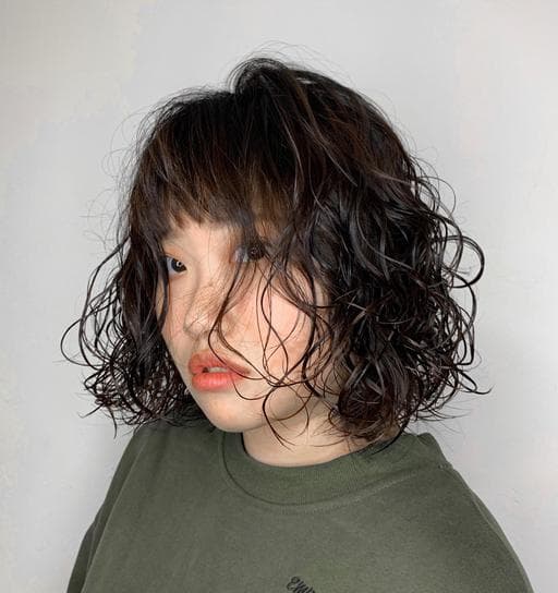 女生中長髮、溫塑燙、個性