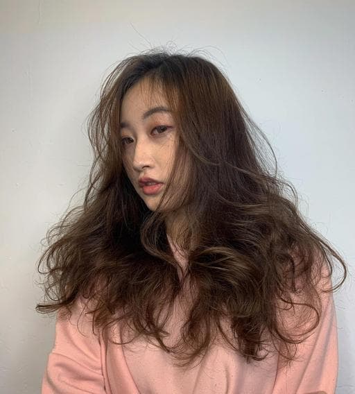 女生長髮、女生燙髮、鬆軟雲朵燙