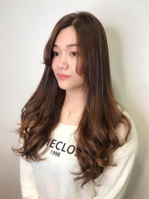 女生長髮、女生染髮、不用漂髮