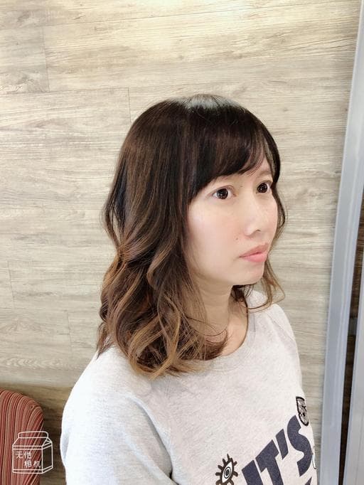 女生染燙、女生燙髮、漂色