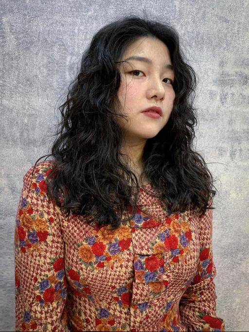 女生中長髮、女生燙髮、溫塑燙