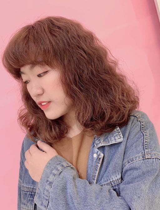 女生中長髮、女生染燙、棕色系