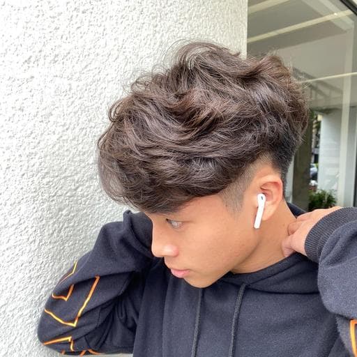 男生短髮、男生Undercut、男生卷髮