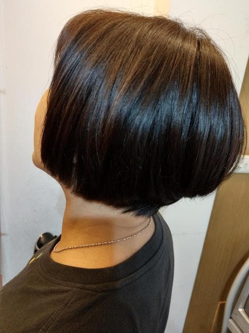 女生短髮