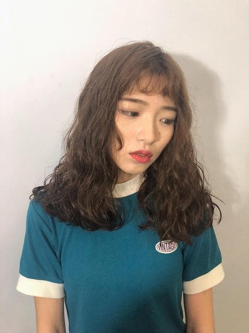 短瀏海、嬉皮卷、女生染燙