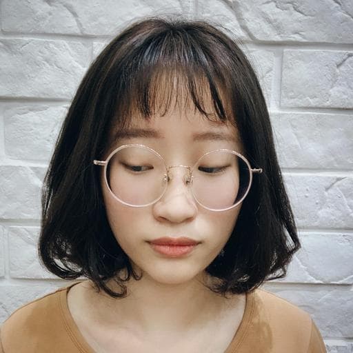 女生短髮、短瀏海、溫塑燙
