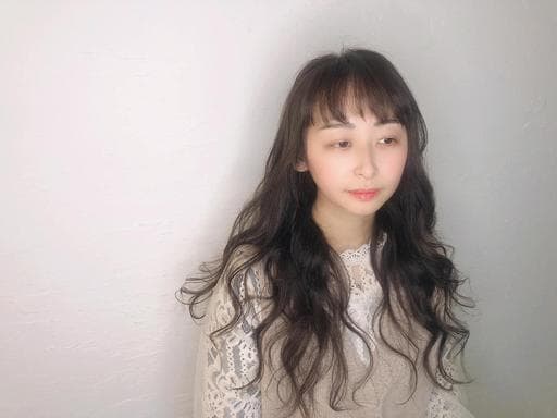 女生長髮、女生燙髮、溫塑燙
