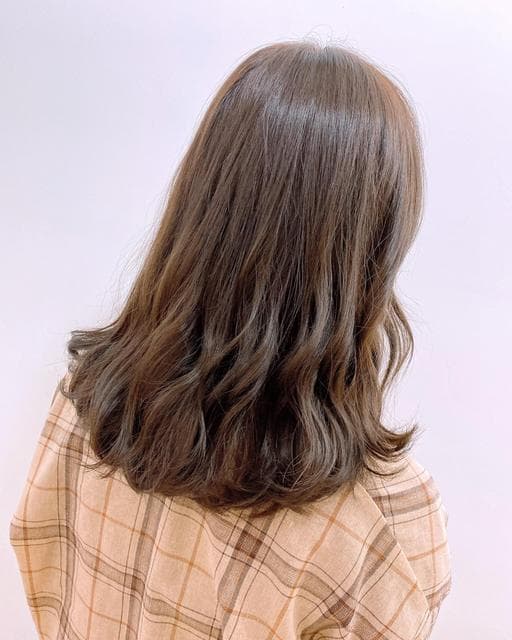 女生染髮、電棒造型、長鮑伯