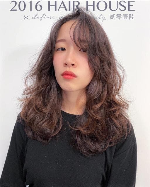 女生長髮、粗硬髮、鬆軟雲朵燙