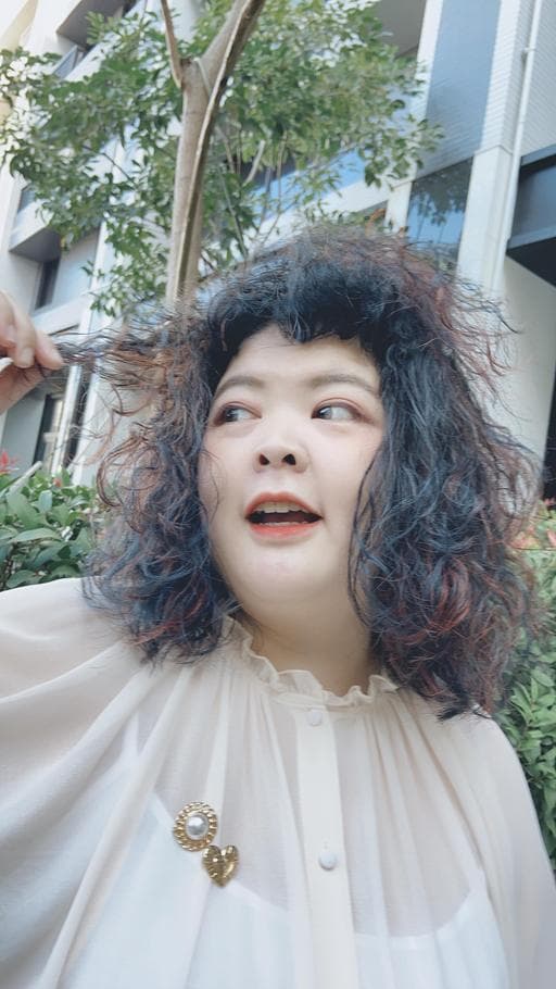 女生中長髮、漂色、女生染髮