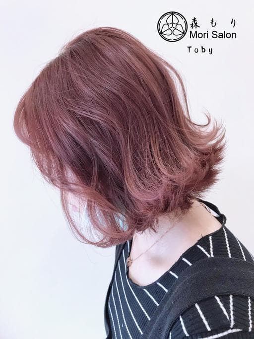 女生短髮、特殊色、漂色