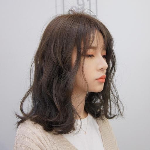 女生中長髮、灰色系、女生染髮