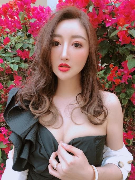 漂色、女生長髮、電棒造型