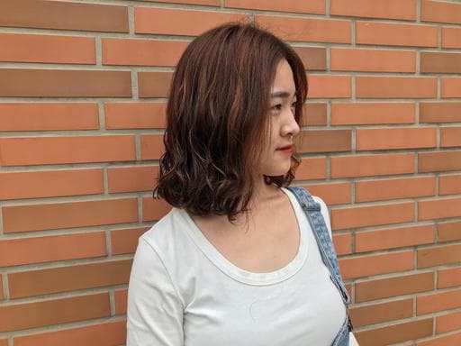 女生中長髮、女生染髮、不用漂髮