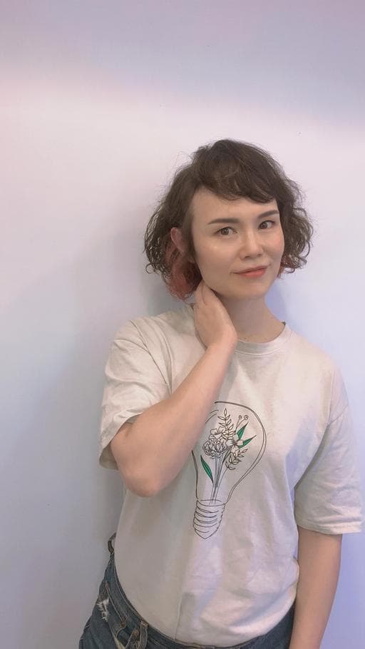 女生短髮、女生染燙、設計染