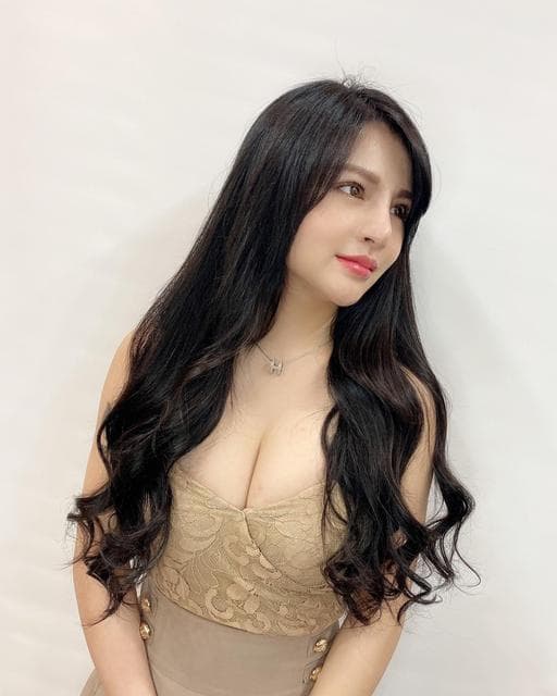 接髮、女生長髮、女生染髮