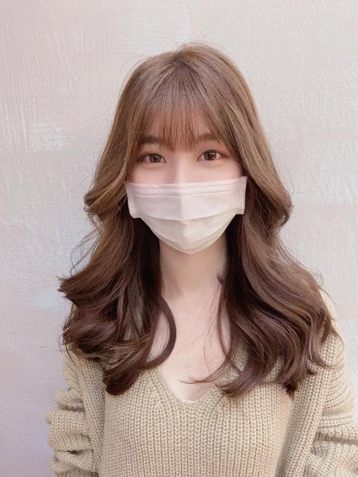 女生長髮、女生染髮、電棒造型