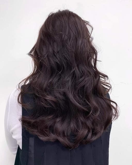 女生長髮