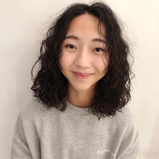 女生中長髮、女生燙髮、長瀏海