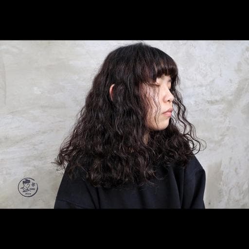 女生中長髮、長瀏海、溫塑燙
